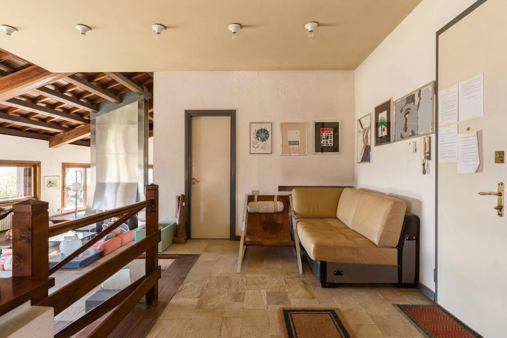 Oasi Di Mastarone - Il Vino E Le Rose Villa Momperone Luaran gambar