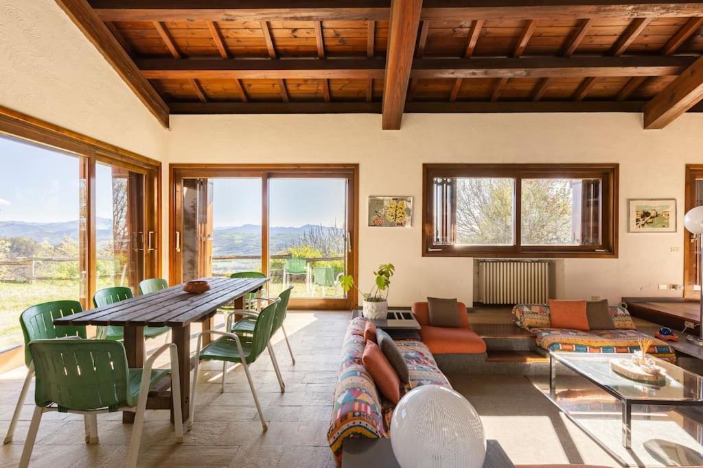 Oasi Di Mastarone - Il Vino E Le Rose Villa Momperone Luaran gambar