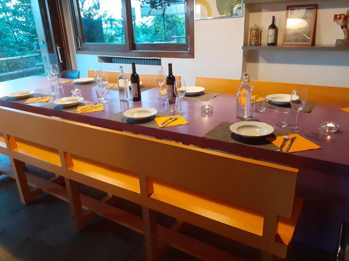 Oasi Di Mastarone - Il Vino E Le Rose Villa Momperone Luaran gambar